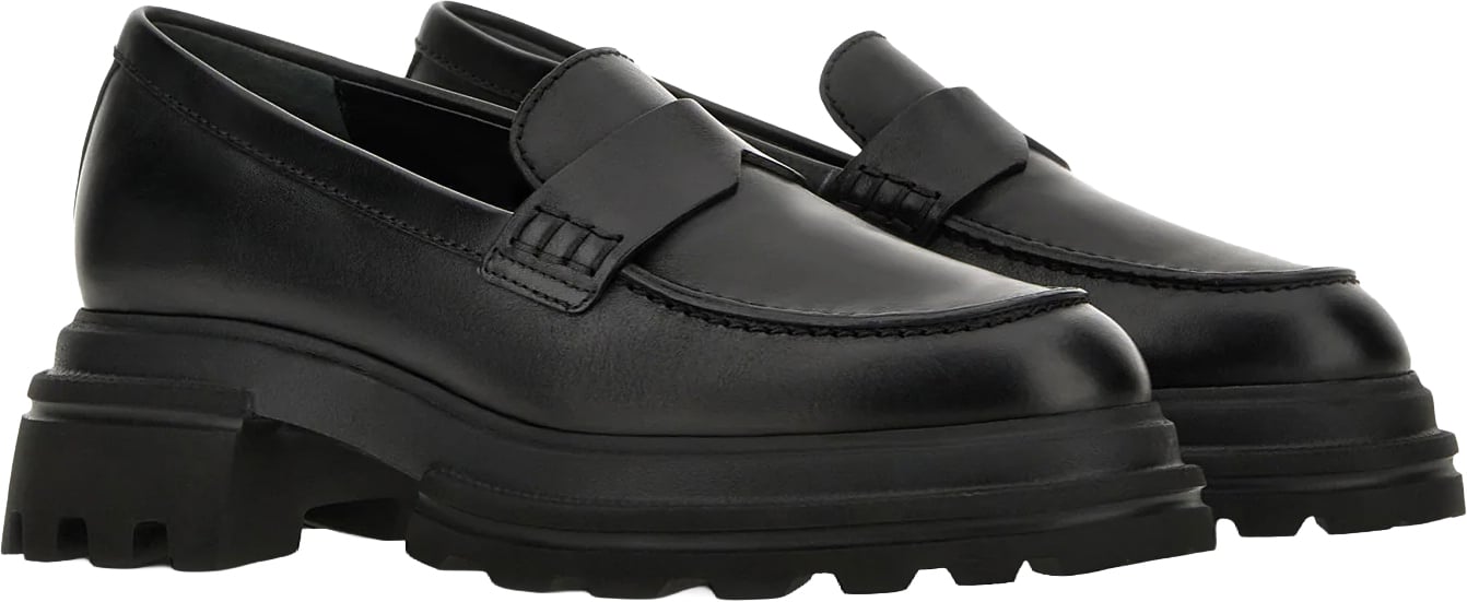 Luxe Black Calfskin Loafers With Refined Details