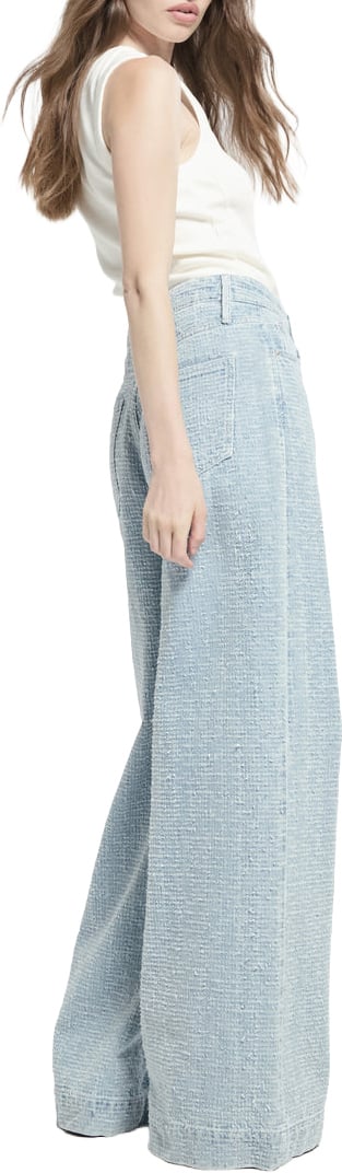 jeans distressed