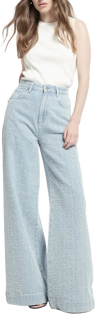 jeans distressed