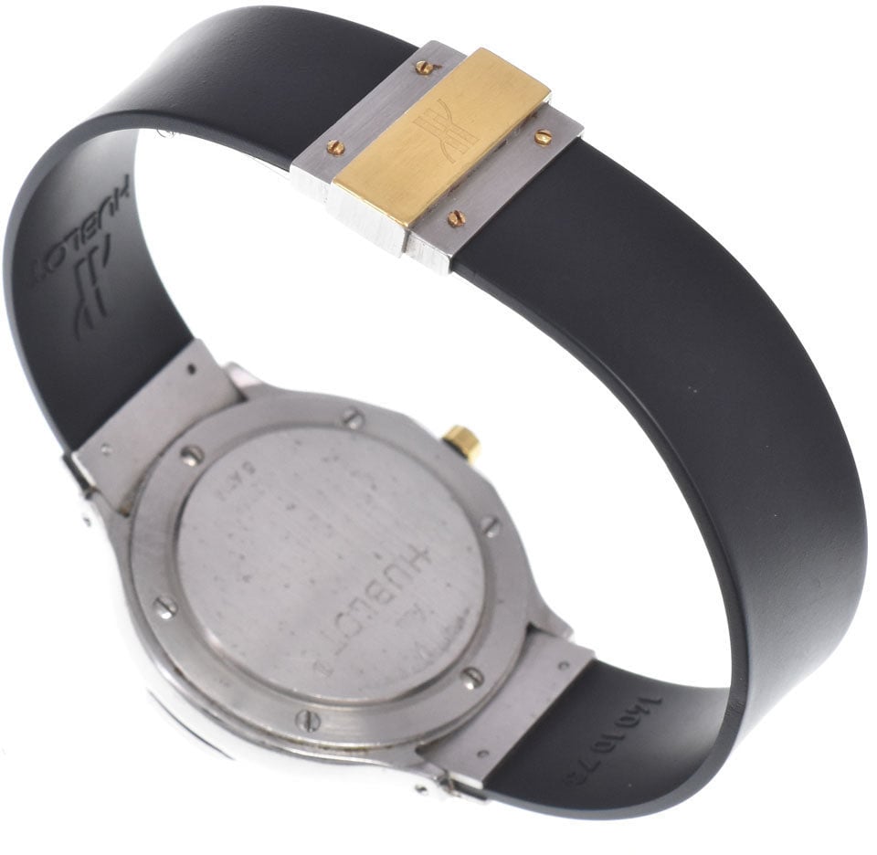 Hublot Classic MDM Quartz Stainless Steel and Rubber with Diamond Bezel, Markers and Strap Detail 32
