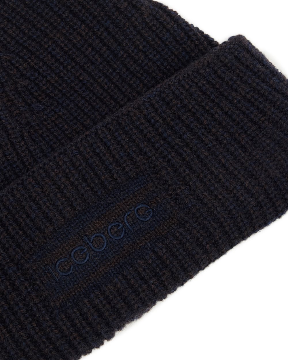 Sweater in wool and cashmere with embroidery Patterned