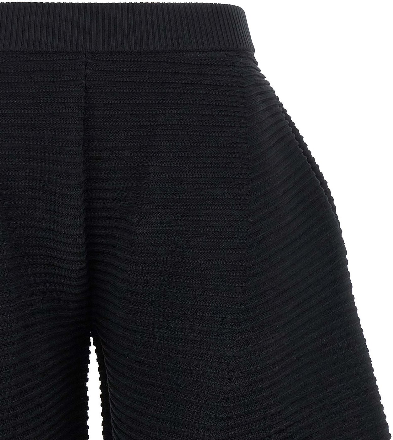 Issey Miyake Black Polyester Cropped Pants