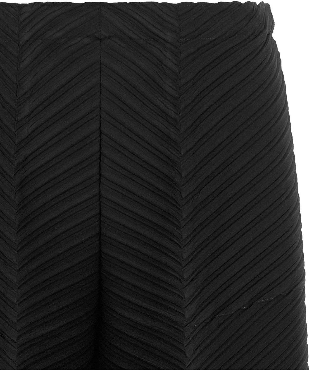 Issey Miyake Black Polyester Casual Pants
