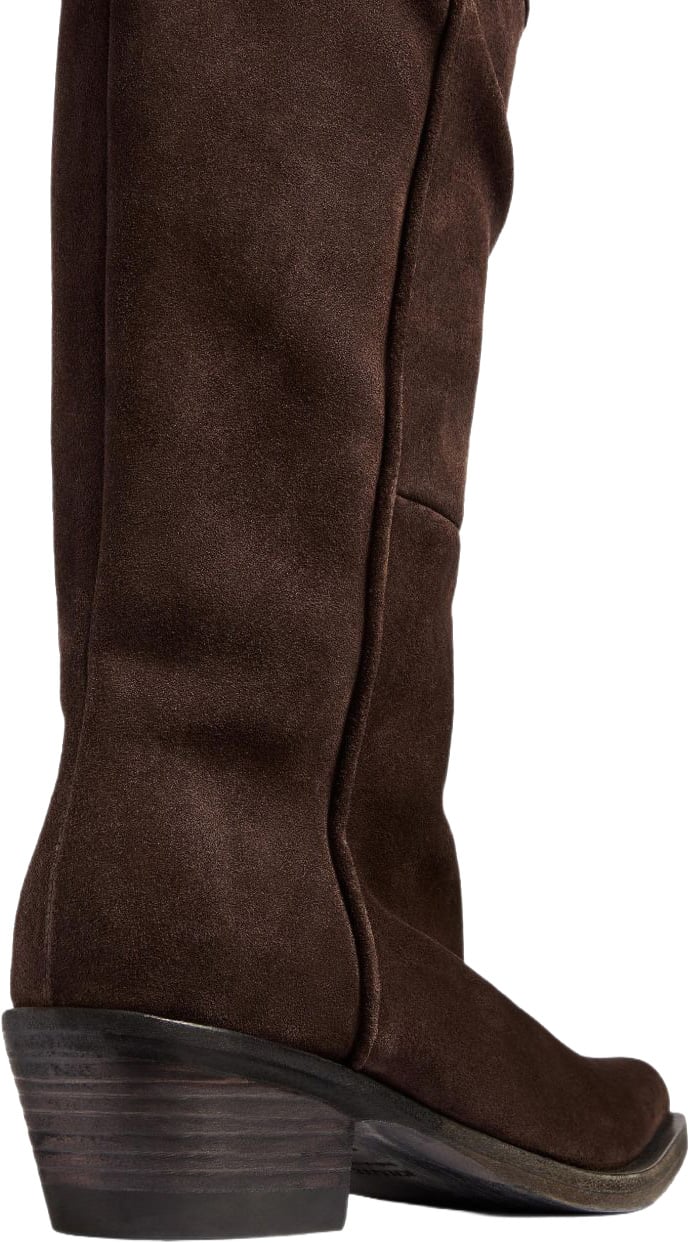 Boots Brown