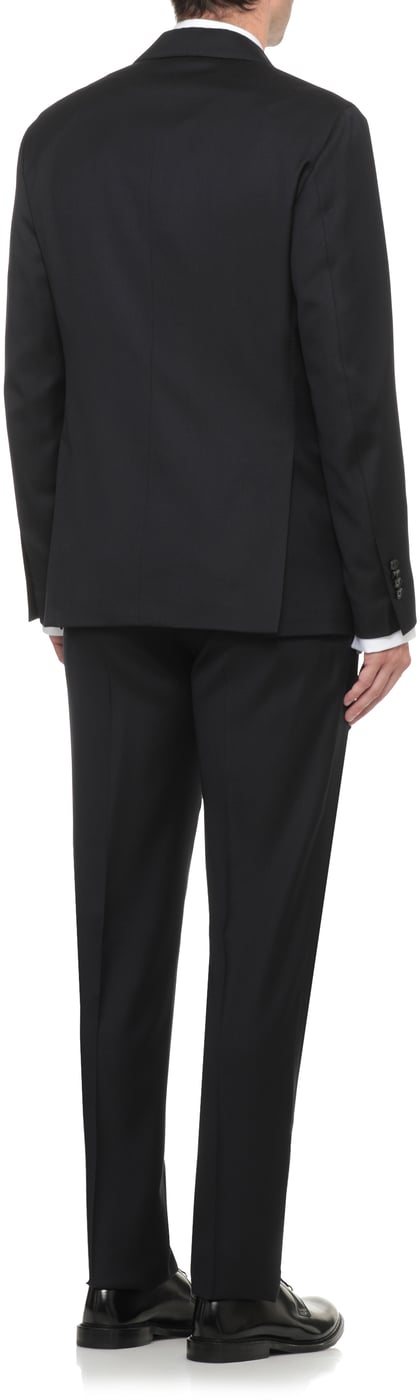 Suit Black