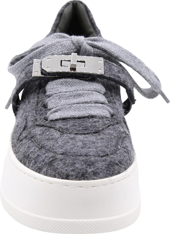 Sneaker Gray