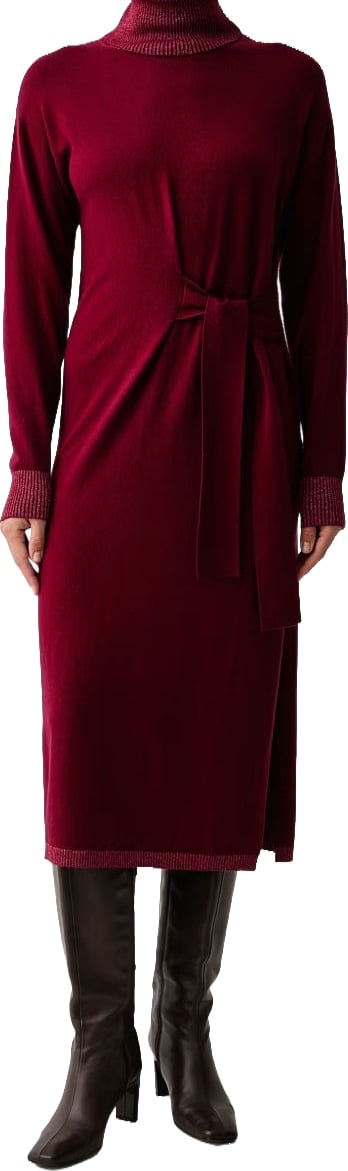 Dresses Scarlet
