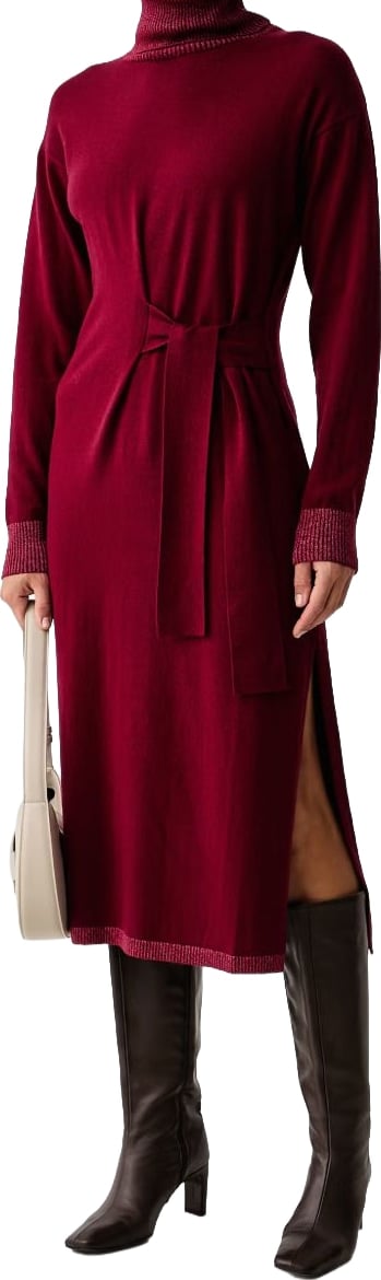 Dresses Scarlet
