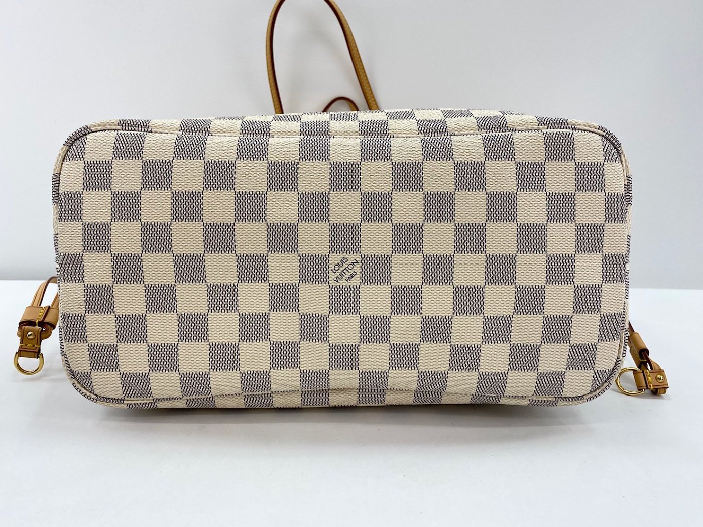 Louis Vuitton Neverfull Damier MM