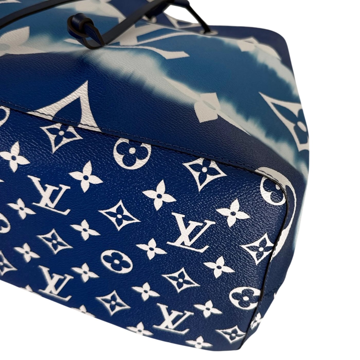 Louis Vuitton NéoNoé MM Escale Monogram Giant Blue White Silver