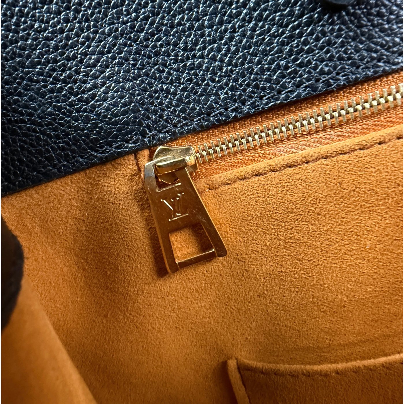 Louis Vuitton OnTheGo MM Monogram Empreinte Leather Black Gold