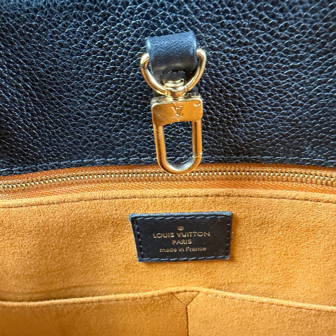 Louis Vuitton OnTheGo MM Monogram Empreinte Leather Black Gold