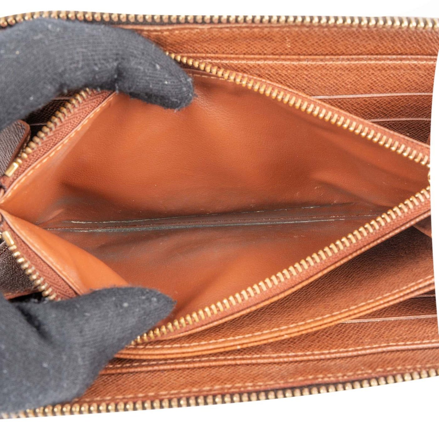 Louis Vuitton Monogram Canvas Zippy Wallet