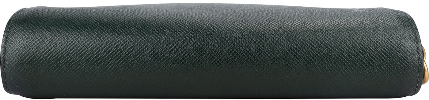 Louis Vuitton Green Taiga Leather Baikal Clutch Bag