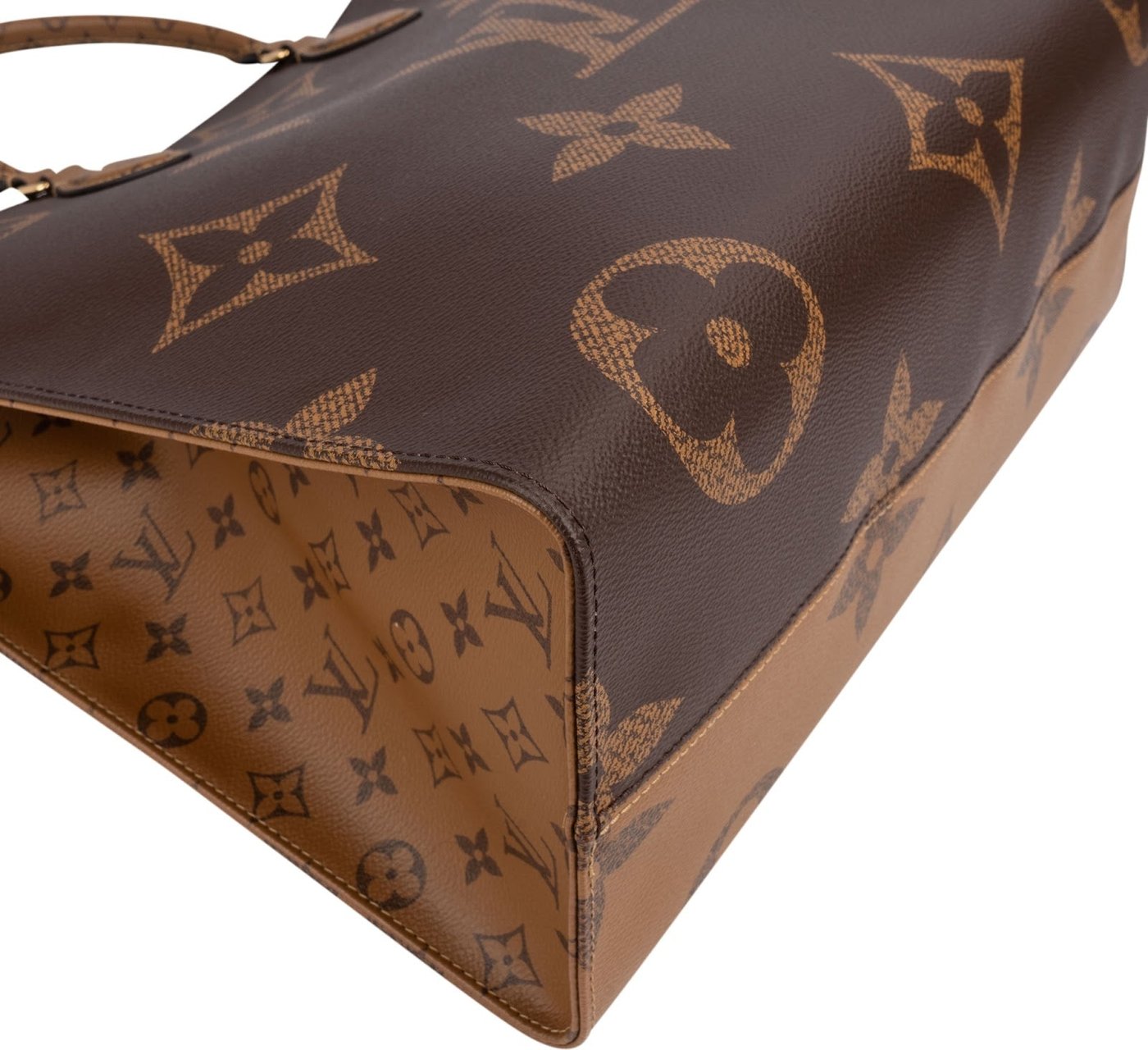 Louis Vuitton Monogram Giant Reverse OnTheGo GM Handbag