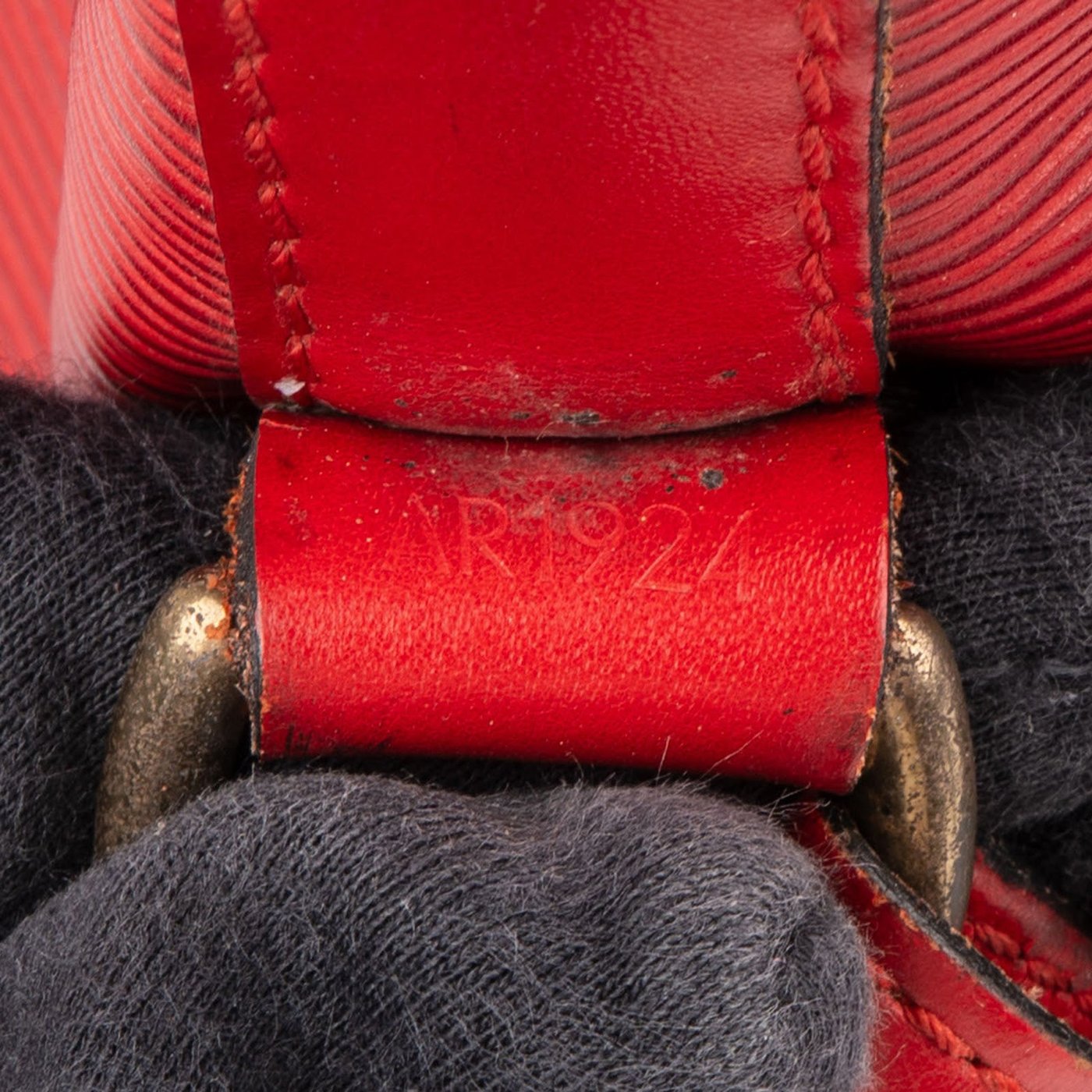 Louis Vuitton Red Epi Leather Sac Noé Petit Shoulder Bag