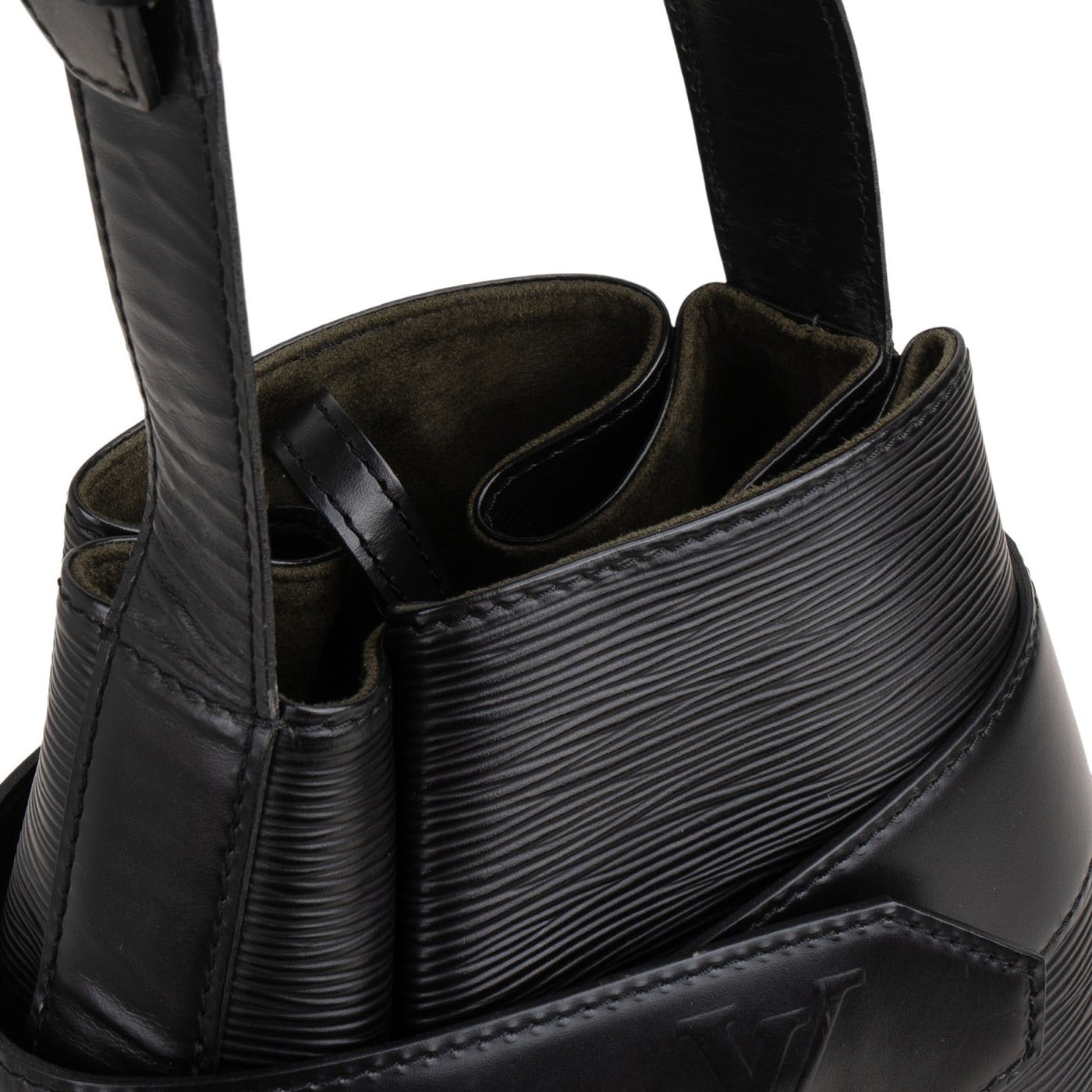 Louis Vuitton Noir Epi Leather Sac d'Epaule GM Shoulder Bag