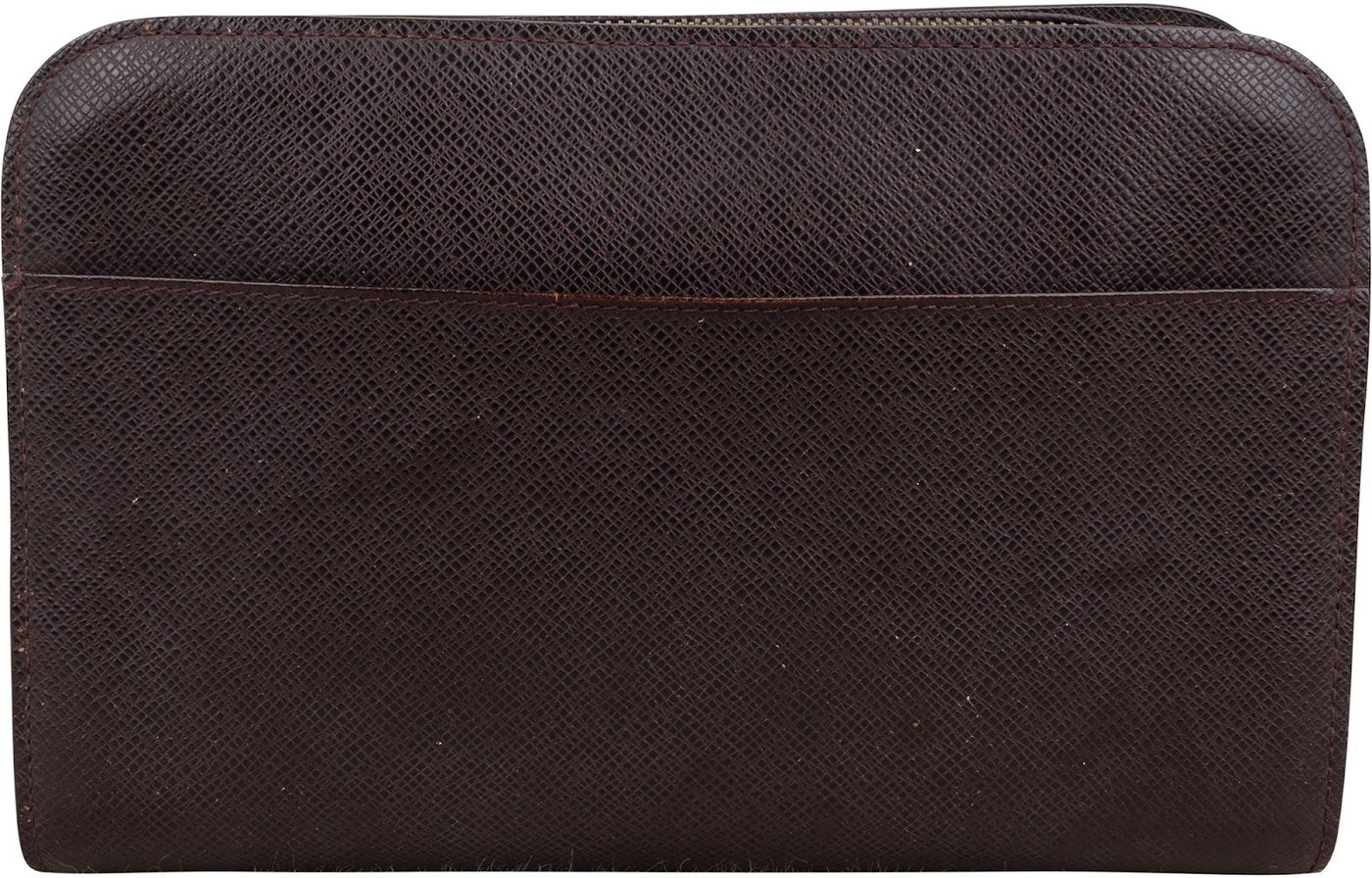 Louis Vuitton Taiga Leather Pochette Baikal Handbag