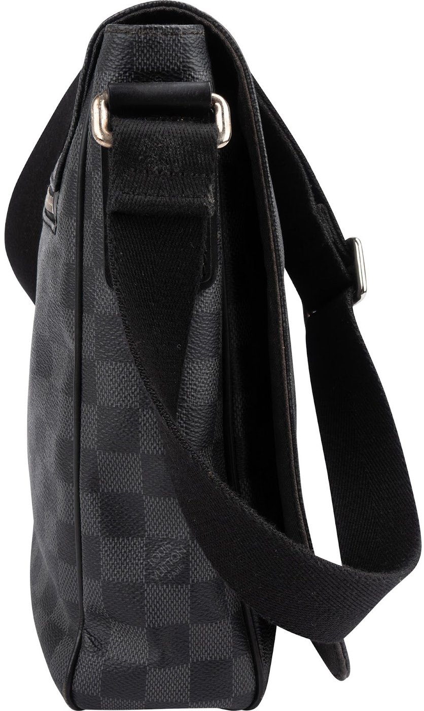 Louis Vuitton Monogram Damier Graphite Canvas District MM Messenger Crossbody Bag