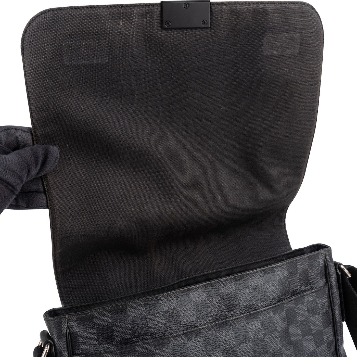 Louis Vuitton Monogram Damier Graphite Canvas District MM Messenger Crossbody Bag