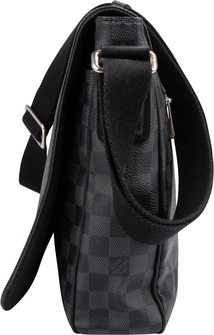 Louis Vuitton Monogram Damier Graphite Canvas District MM Messenger Crossbody Bag