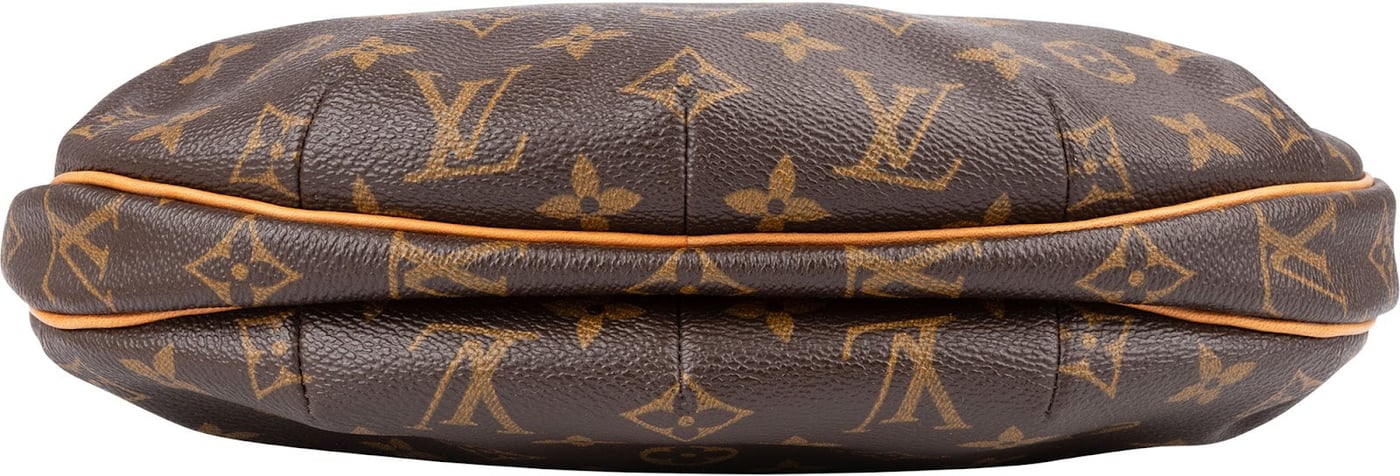 Louis Vuitton Monogram Canvas Croissant MM Shoulder Bag