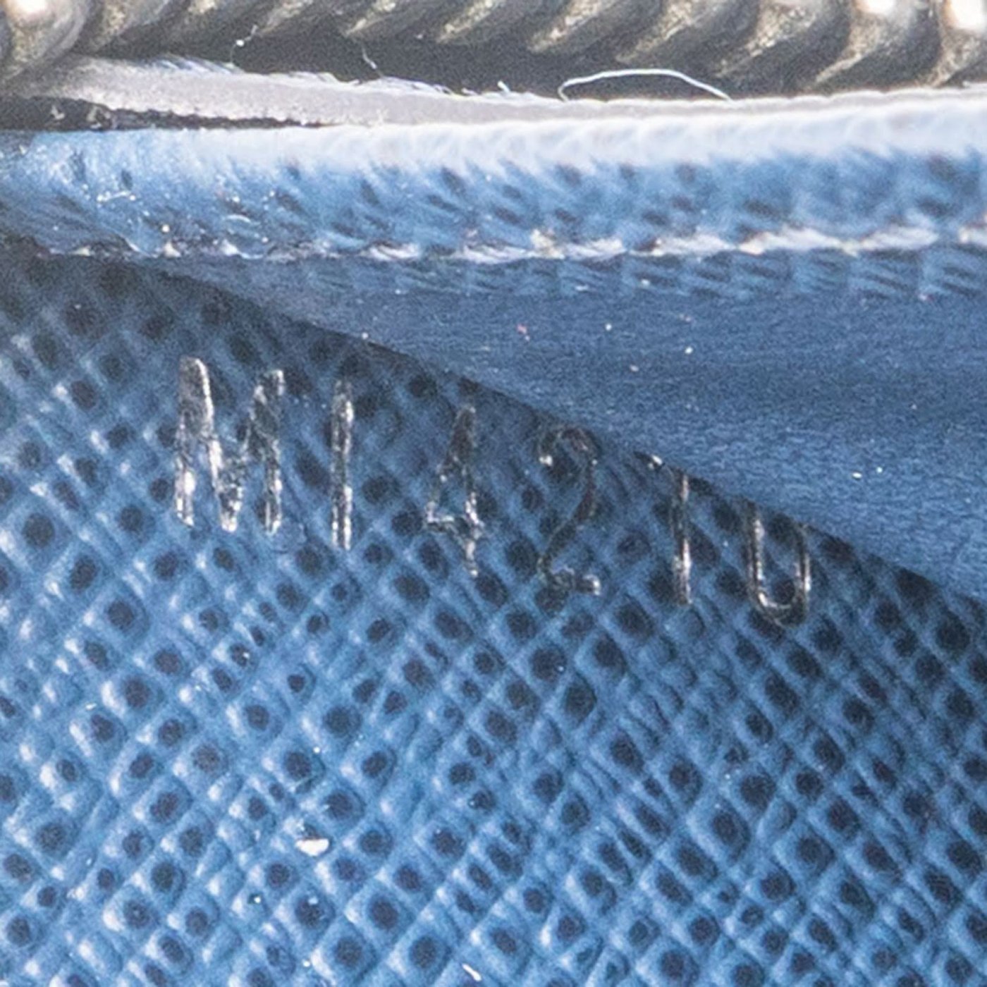 Louis Vuitton Blue Epi Leather Zippy Wallet