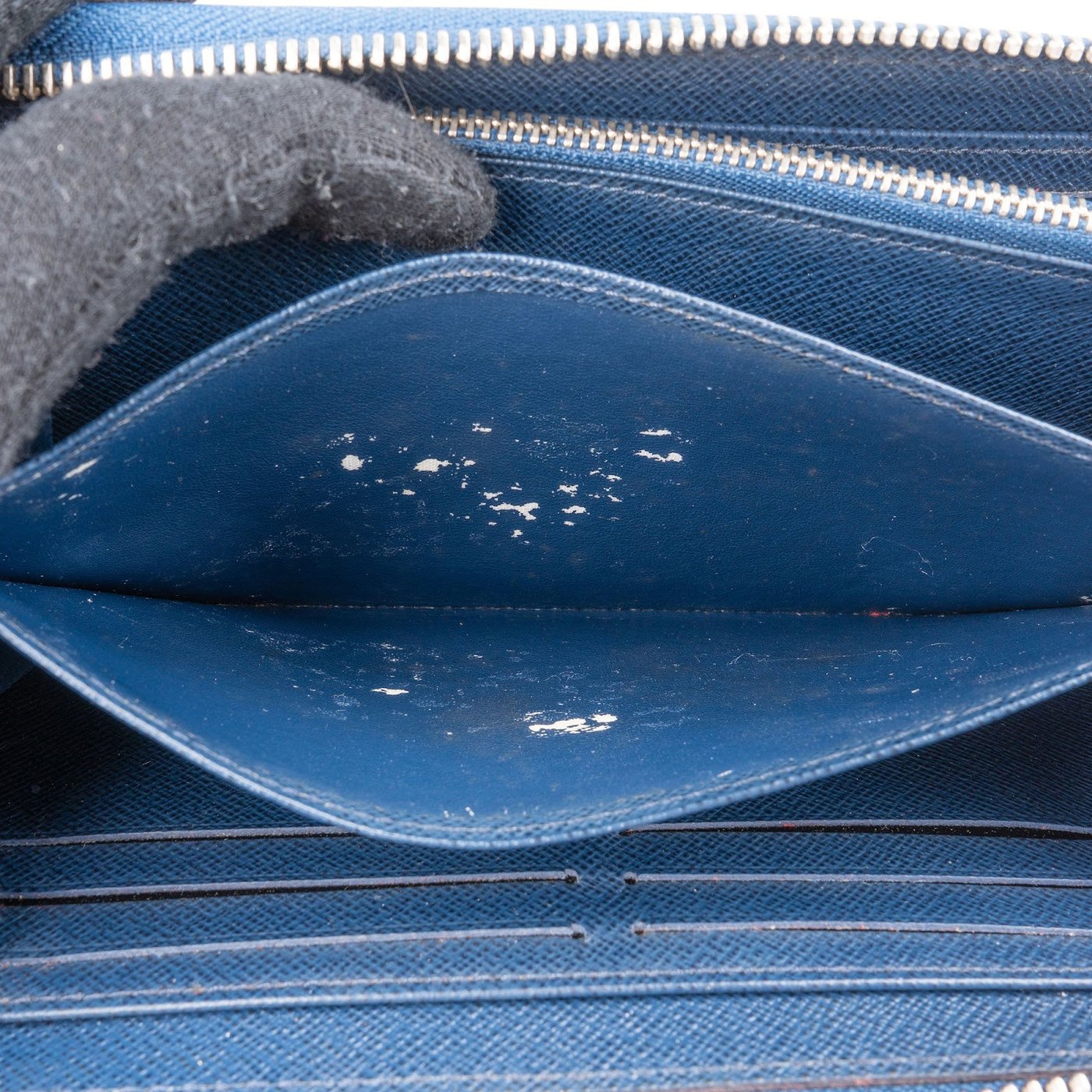 Louis Vuitton Blue Epi Leather Zippy Wallet