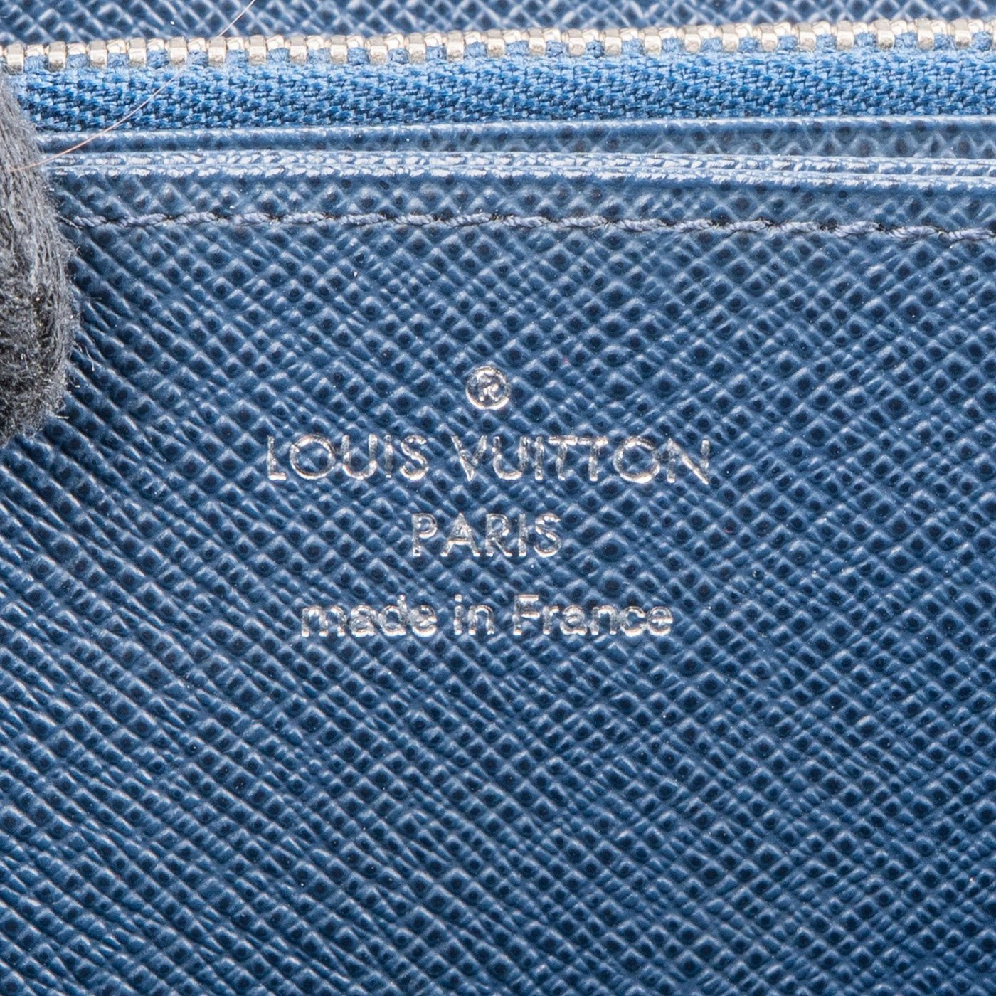 Louis Vuitton Blue Epi Leather Zippy Wallet