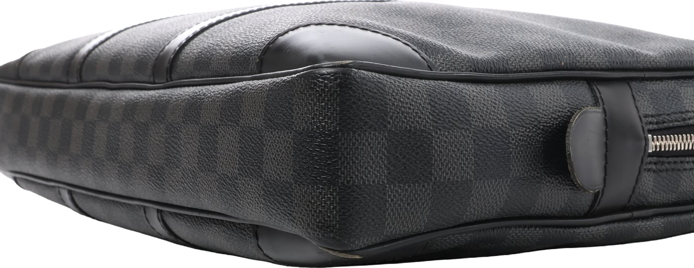 Louis Vuitton Porte Document Voyages Damier Graphite Handbag in Black N41125