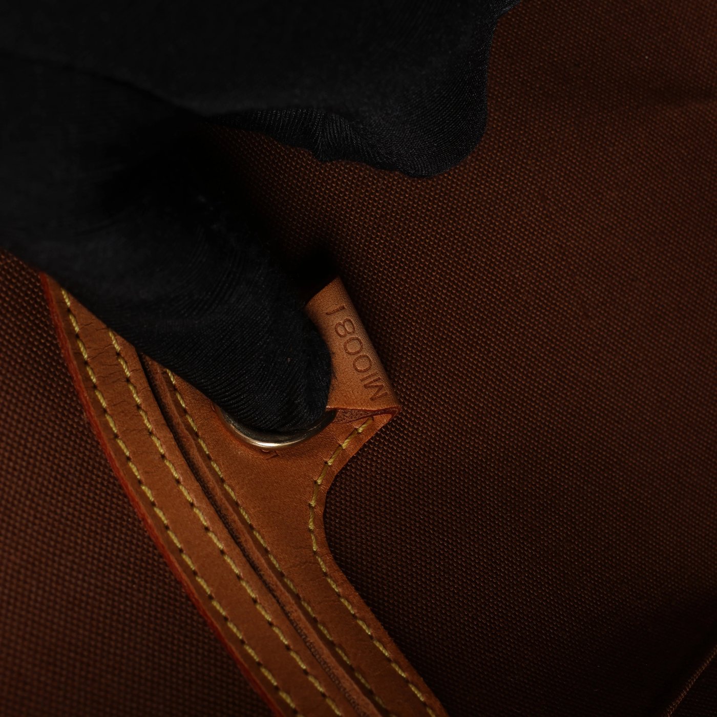 Louis Vuitton Ellipse MM Monogram Handbag in Brown M51126