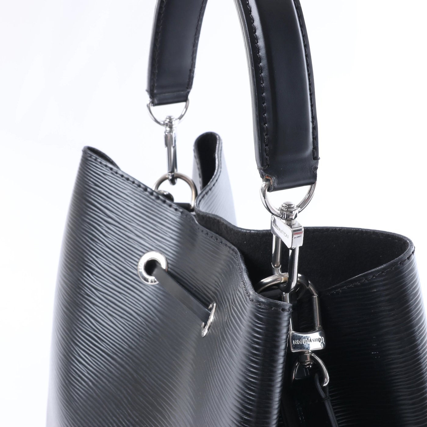 Louis Vuitton NeoNoe Epi Leather Shoulder Bag in Black M54366
