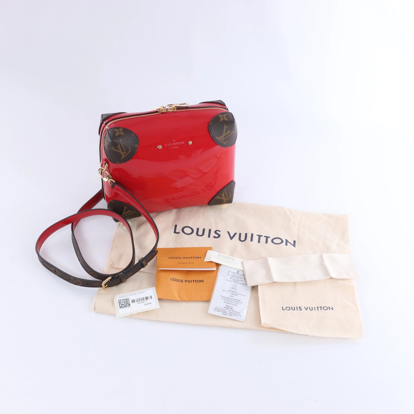 Louis Vuitton Venice Miroir Vernis Leather Crossbody Bag in Red M52473