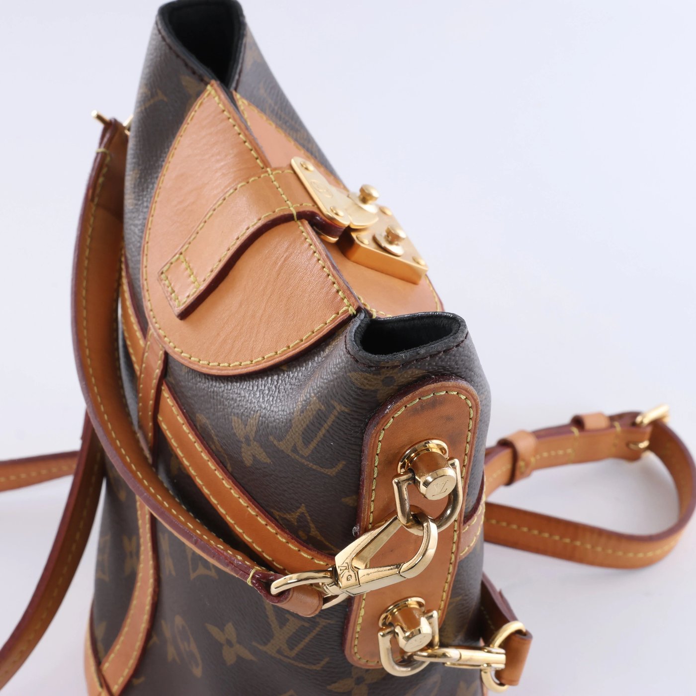 Louis Vuitton Duffle Monogram Crossbody Bag in Brown M43587