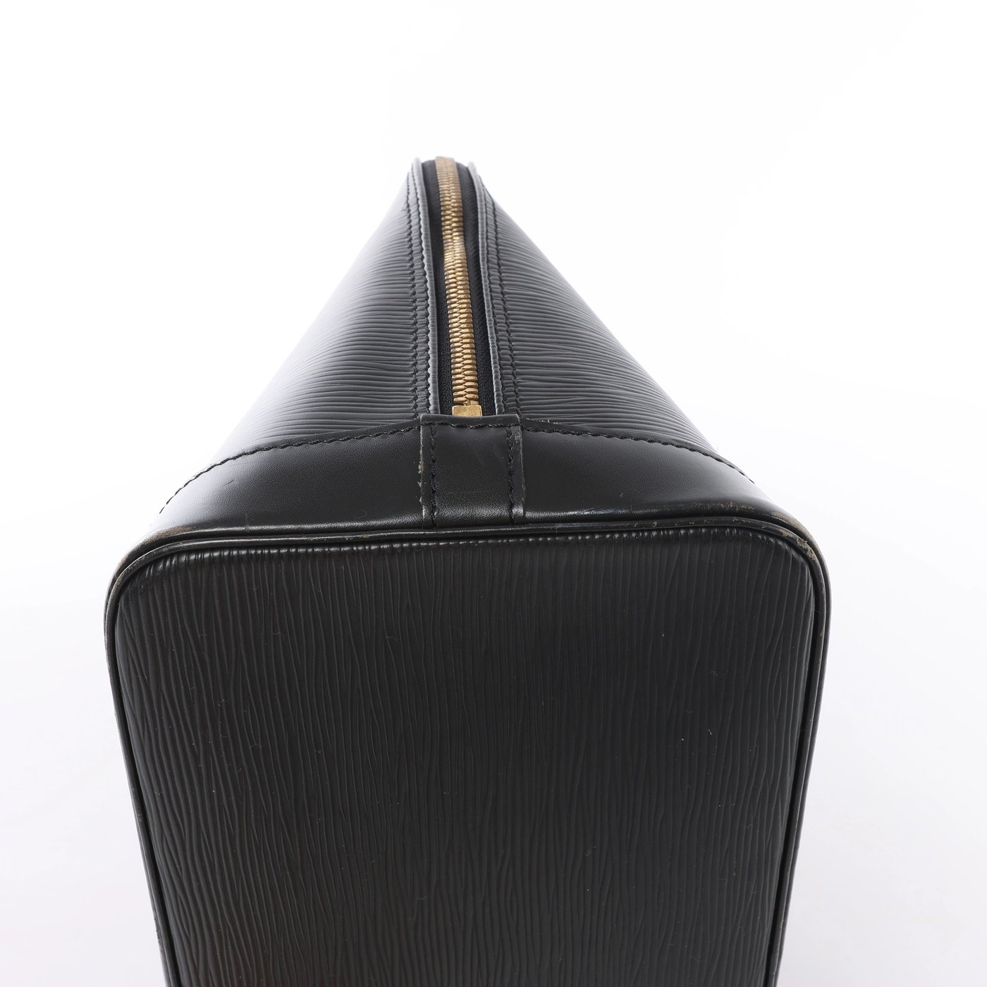 Louis Vuitton Alma PM Epi Leather Handbag in Black M40302