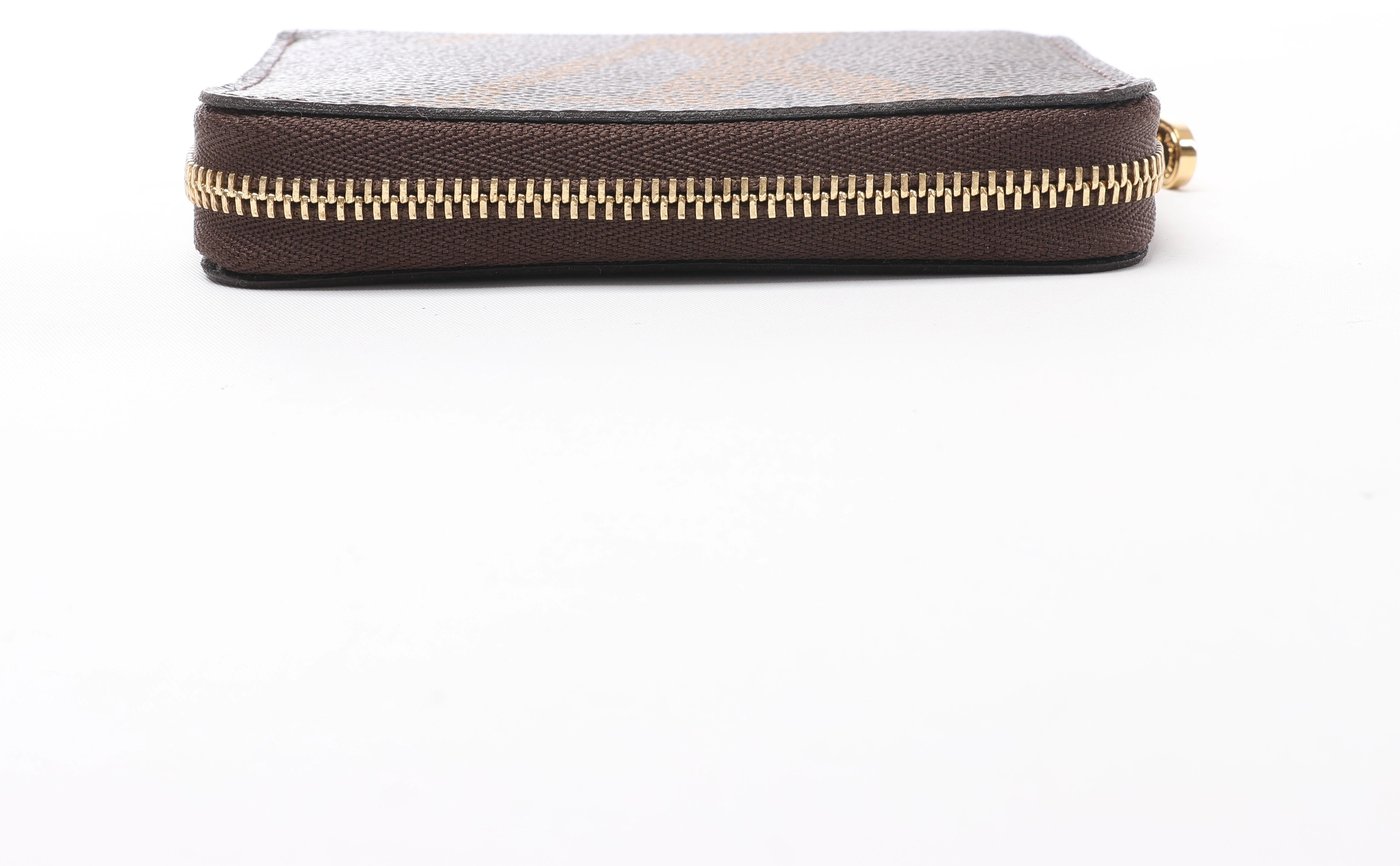 Louis Vuitton Zippy Monogram Giant Reverse Wallet in Brown M69354