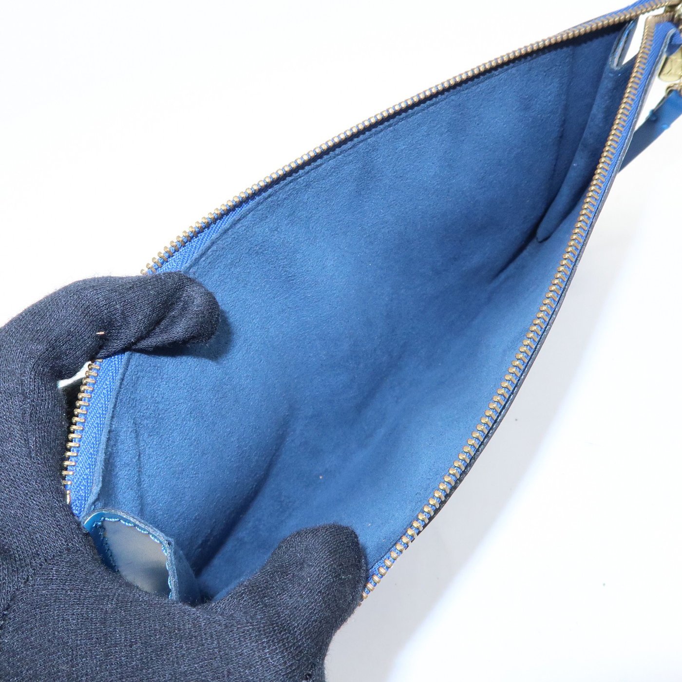 Louis Vuitton Pochette Accessoires Epi Leather