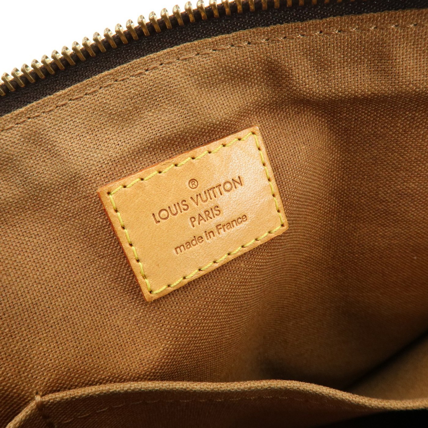Louis Vuitton Popincourt Monogram Canvas Haut