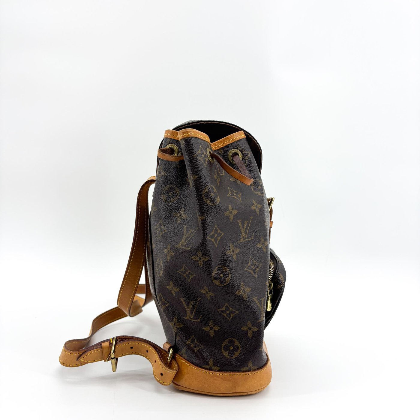 Louis Vuitton Vintage Montsouris Monogram Canvas MM