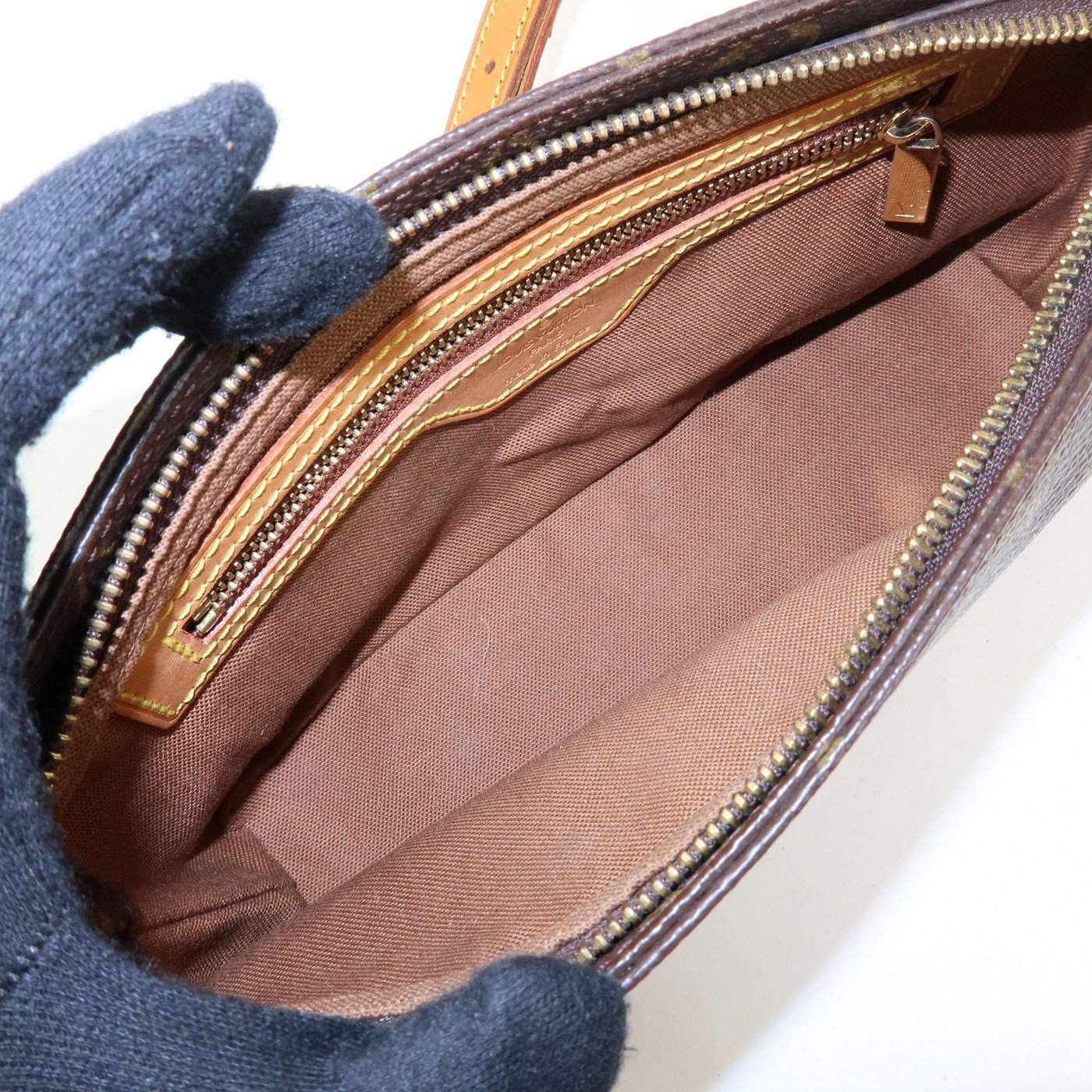 Louis Vuitton Trotteur Monogram Canvas