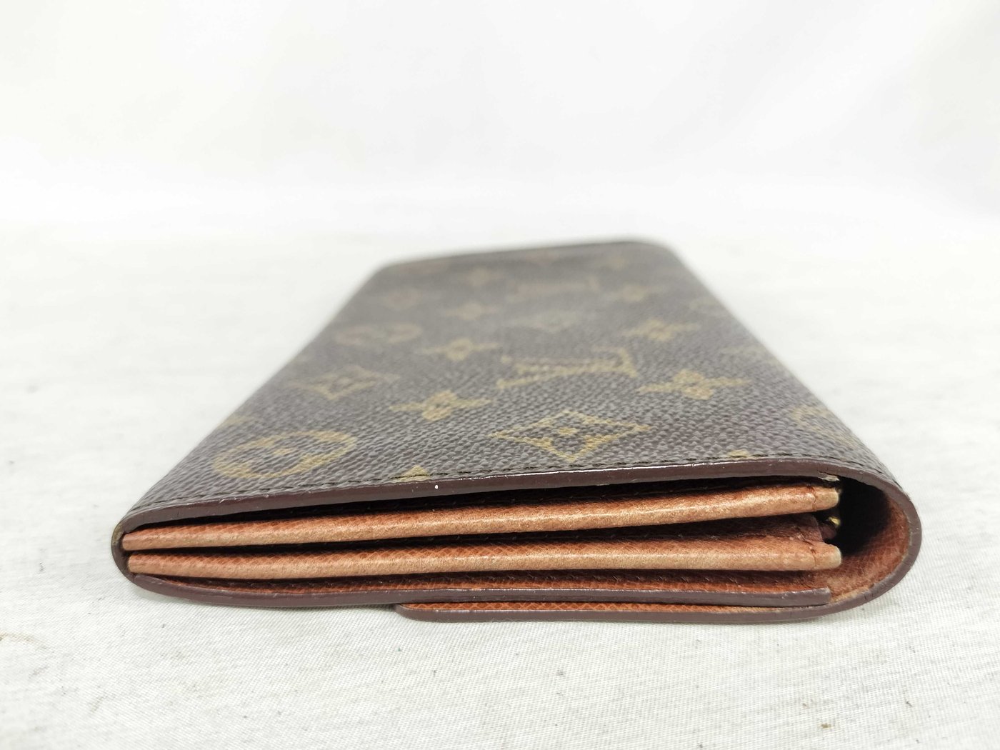 Louis Vuitton Porte Tresor International Monogram Canvas long