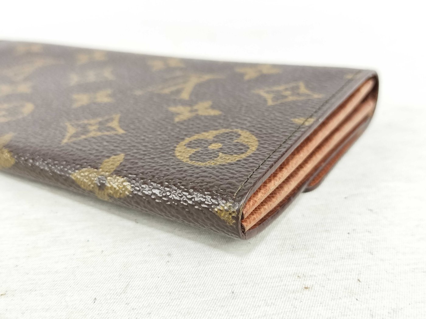 Louis Vuitton Porte Tresor International Monogram Canvas long