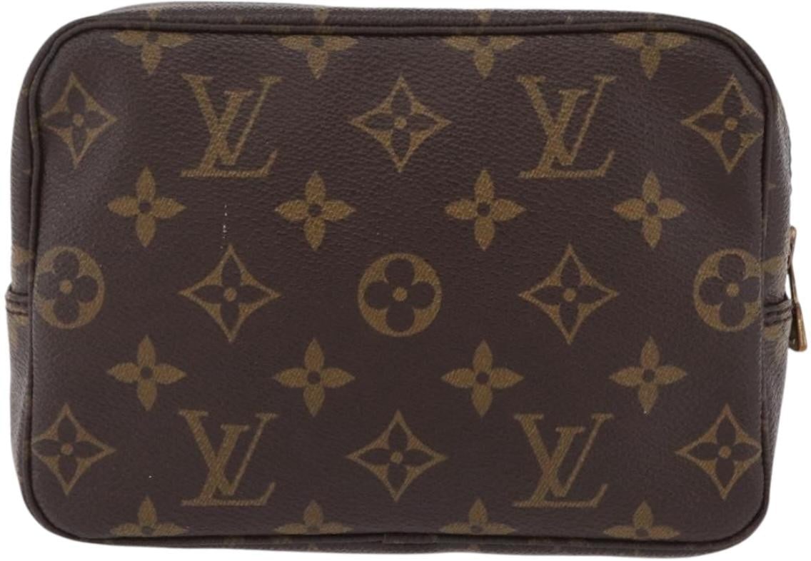 Louis Vuitton Trousse Toiletry Monogram Canvas 18