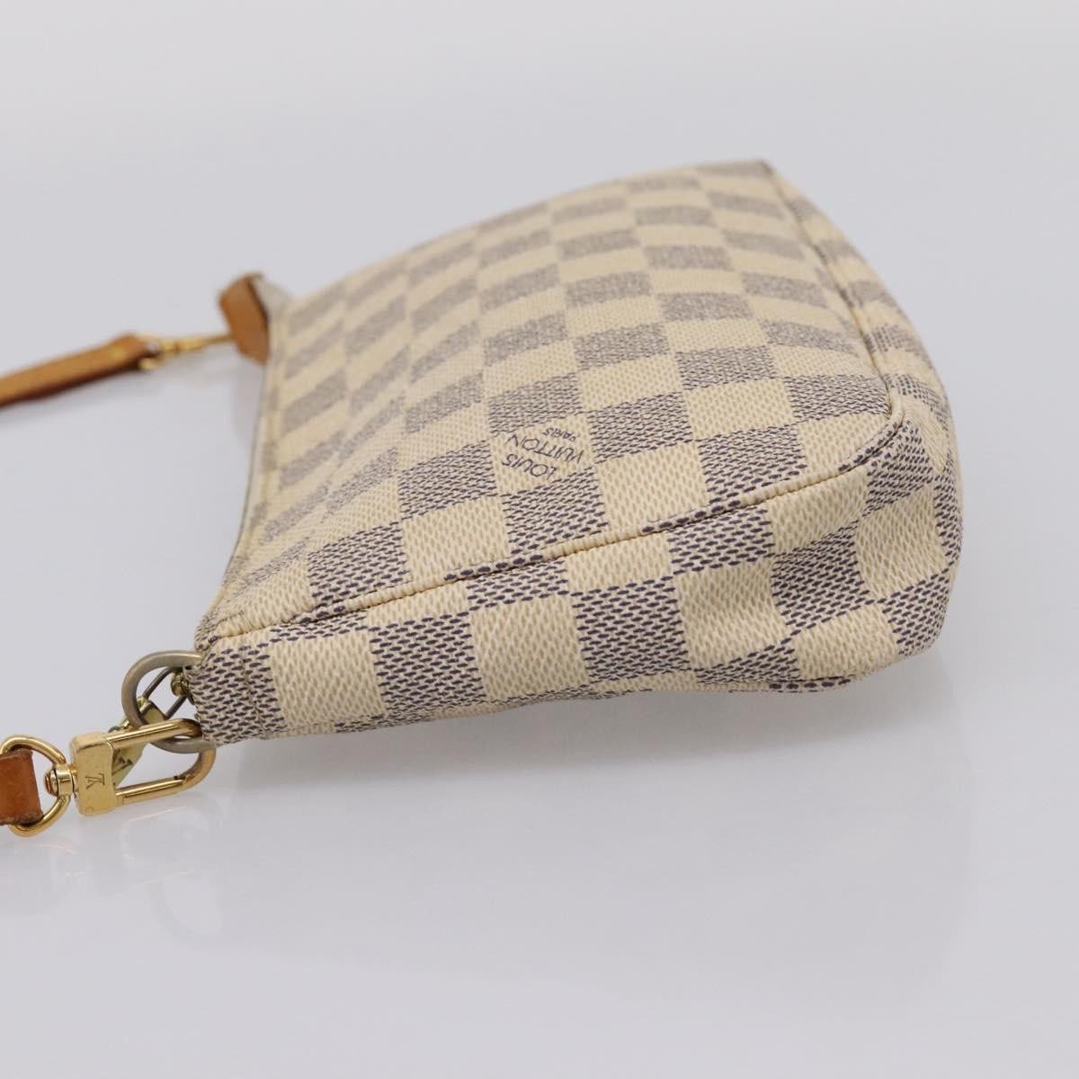Louis Vuitton Pochette Accessoires Damier Medium