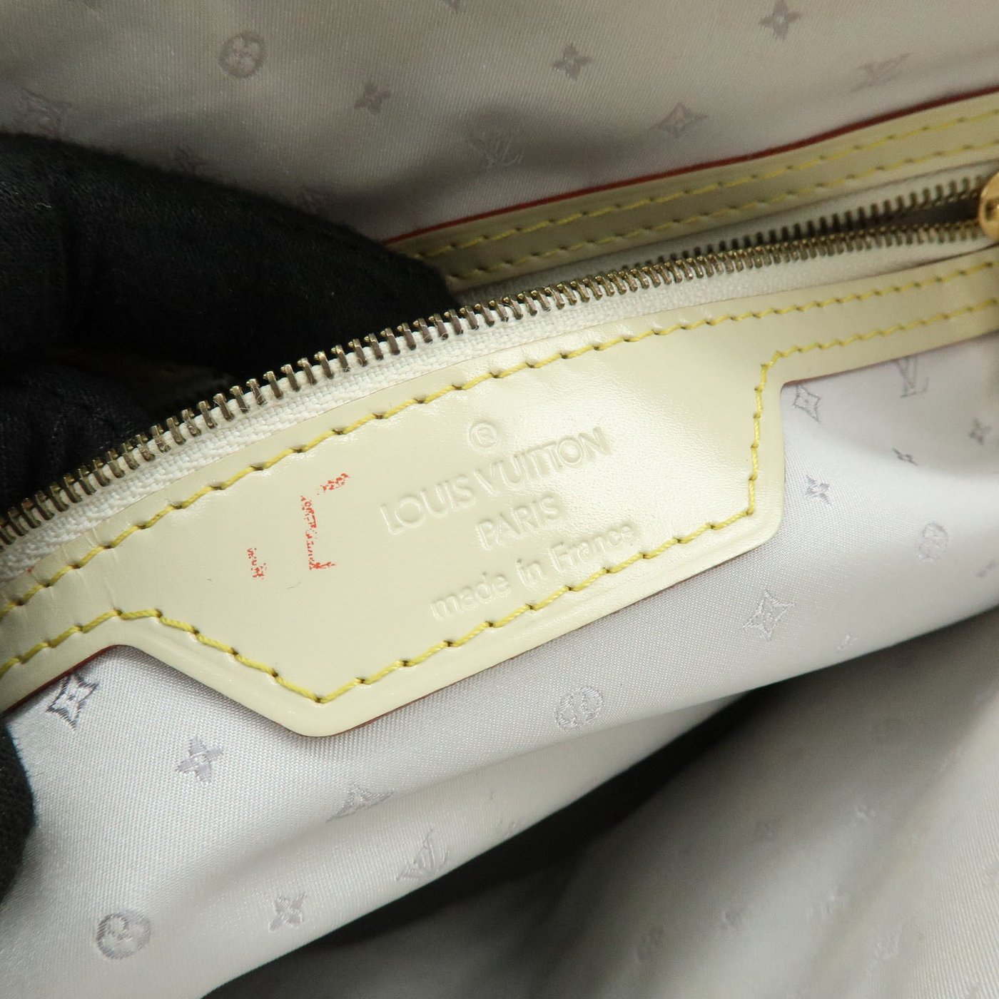 Louis Vuitton Suhali Lockit Leather PM