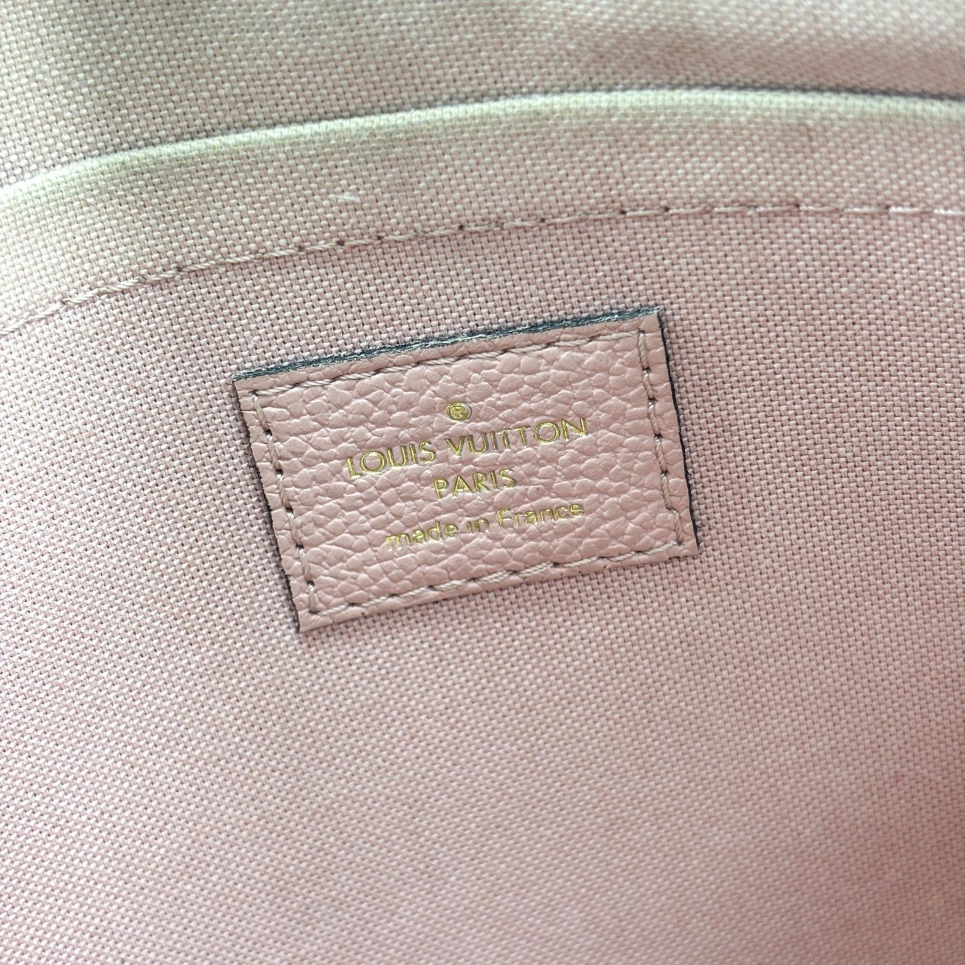 Louis Vuitton Daily Pouch Monogram Empreinte Leather