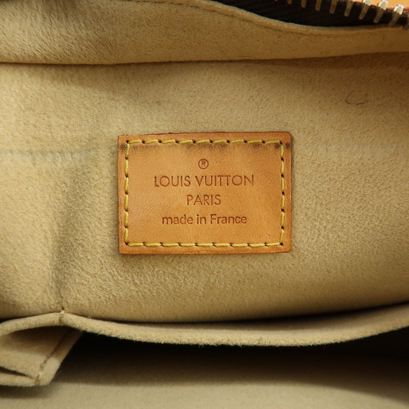 Louis Vuitton Hudson Monogram Canvas GM