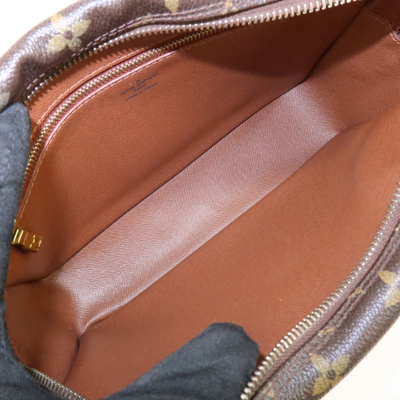 Louis Vuitton Trocadero Monogram Canvas 27