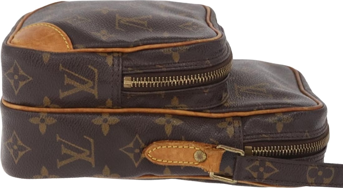 Louis Vuitton Amazone Monogram Canvas MM