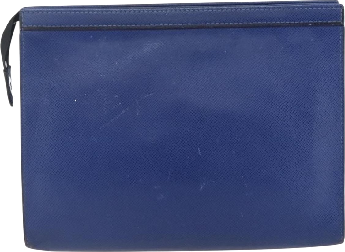 Louis Vuitton Pochette Voyage Taiga Leather MM